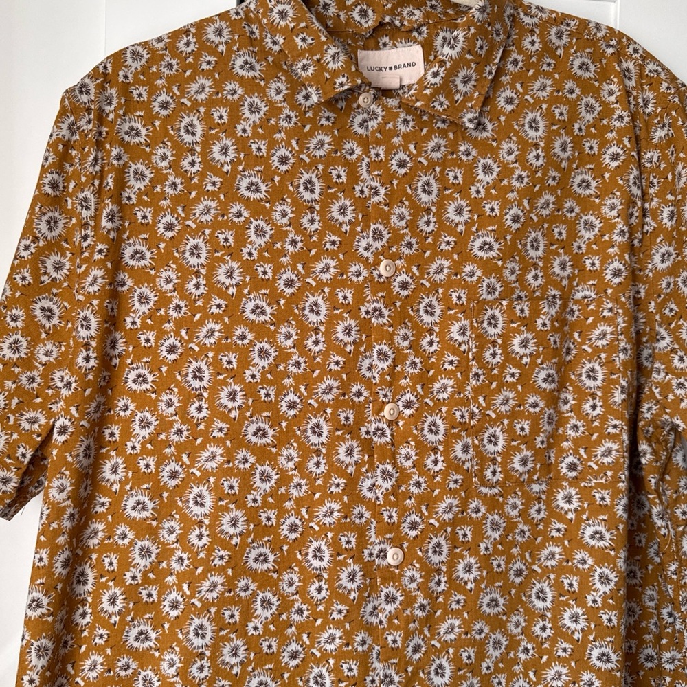 Lucky Brand Men's Printed Camp Collar Short Sleeve Shirt